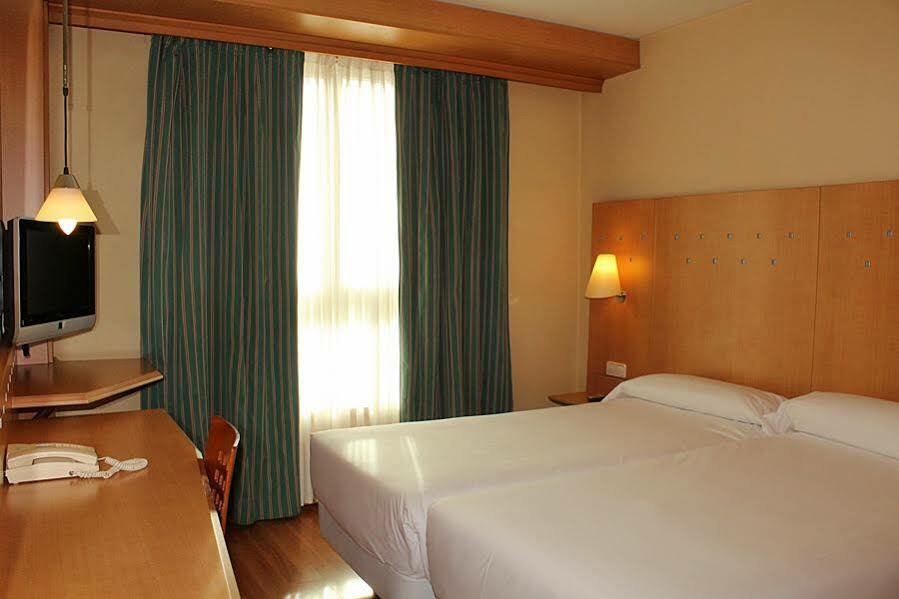 Hotel Monte Rozas Las Rozas de Madrid Exterior photo
